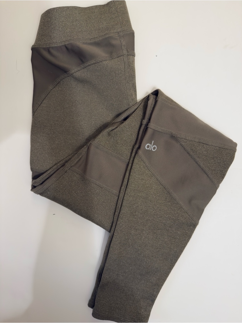 ALO Yoga Olive Ribbed Panel Leggings